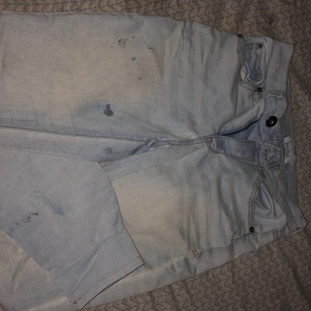 light wash mudd jeans